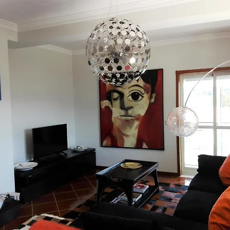 Montes E Vales No Centro *