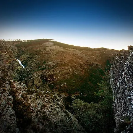 Montes E Vales No Centro ヴィラ・レアル