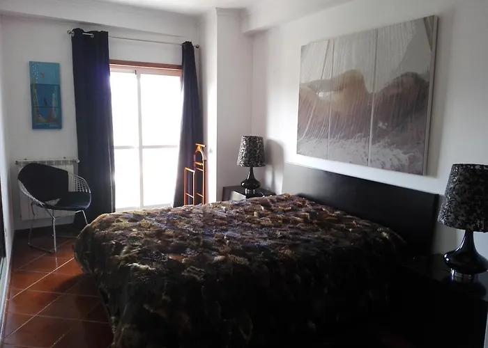 Montes E Vales No Centro * 빌라레알